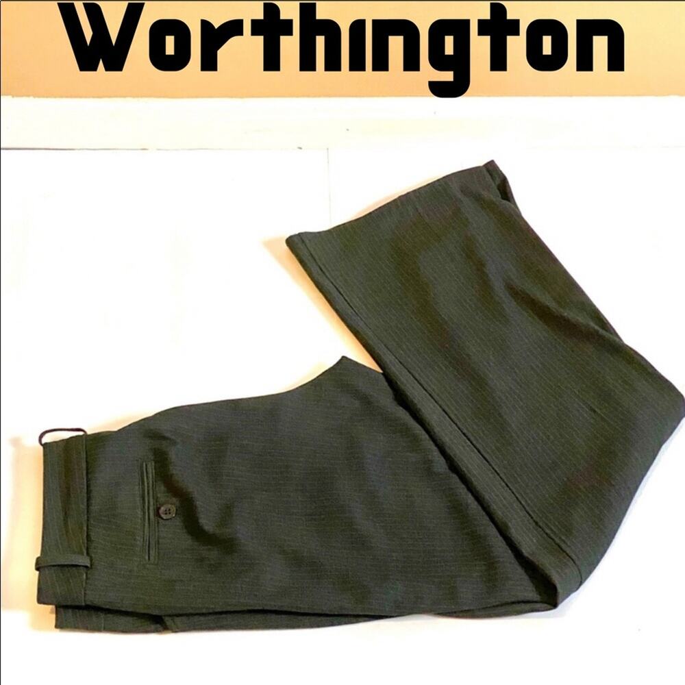 EUC Beautiful Worthington Dress Pants. Striped